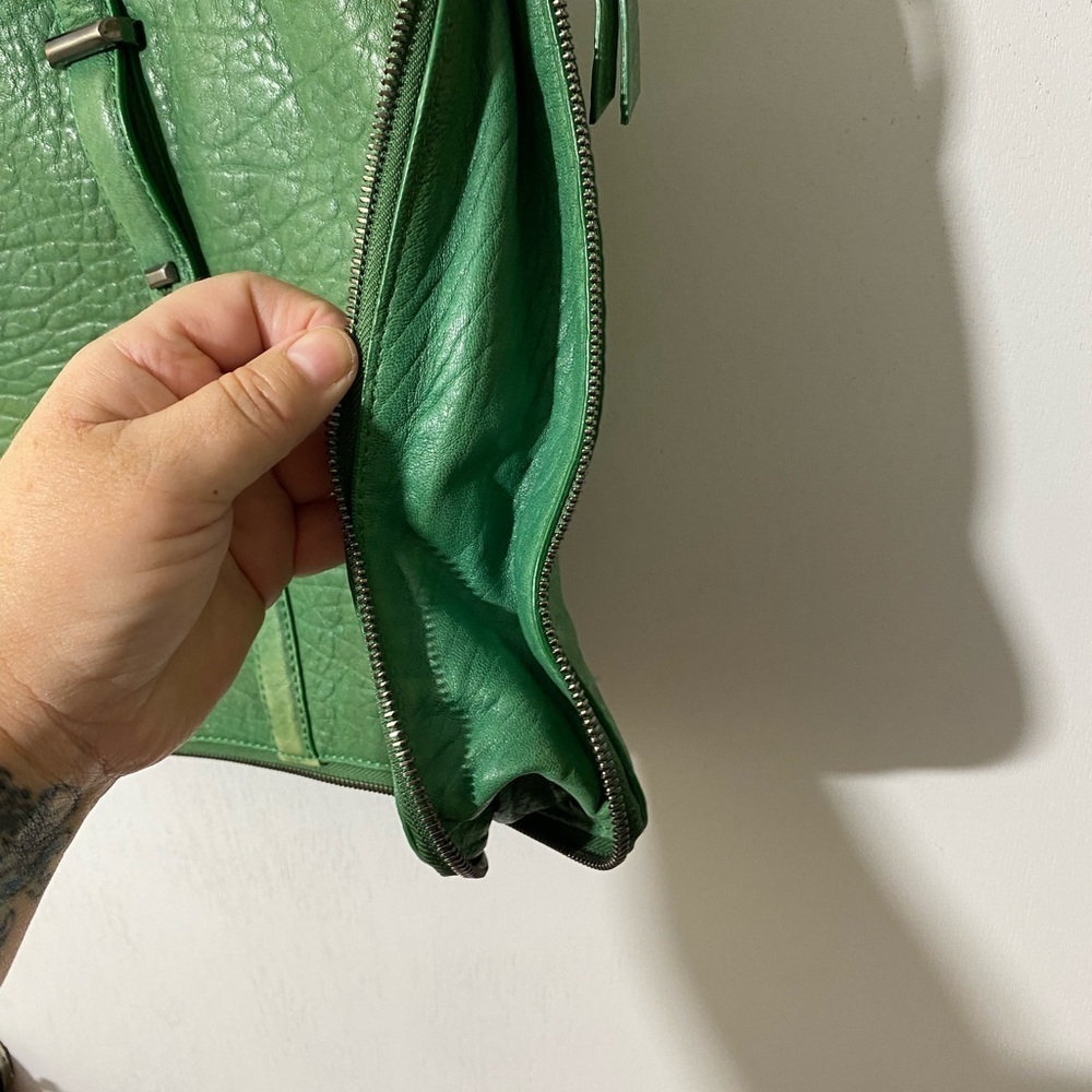 Leifsdottir green leather purse soft expandable sides and bottom   #PU - Picture 8 of 15